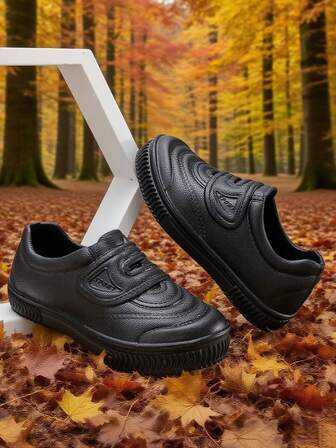 青少年、校园学生户外休闲运动鞋、户外雨靴、钓鱼鞋、徒步鞋，防水、套脚、轻便透气（鞋面字母印花不规则，随机发货）