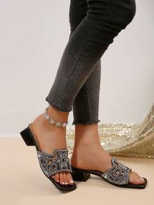 French Crystal Embellished Chunky Heel Sandals For Women, New Summer Styles, Korean Fashion, Versatile, Comfortable, Suitable With Dresses