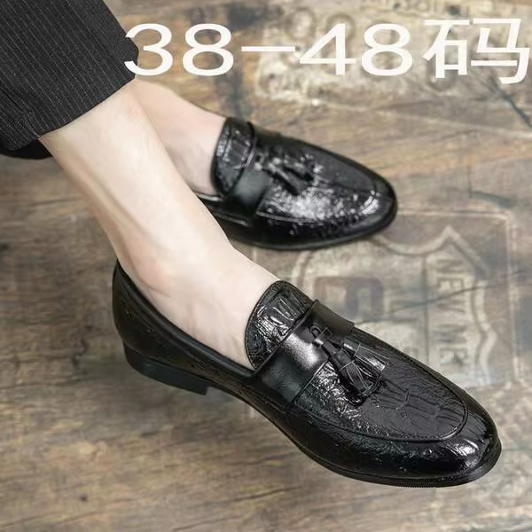 Large Size Men's Slip-On Tassel Loafers Business Leather Shoes For Men