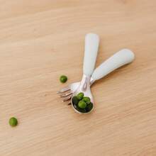 OXO Tot On-The-Go Juego de tenedor y cuchara - Flor - Verde - Ver 2