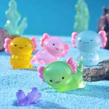 6 Stücke Mini Axolotl Resin Figuren, leuchtende Mini Axolotl Resin Figuren, kleine Tiermodelle, die im Dunkeln leuchten, kleine Tiere für Handwerk, Landschaft, Garten, Heimdekoration (zufällige Farbe)