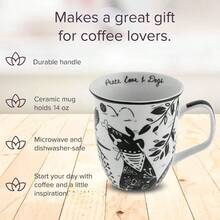 Karma Gifts - Taza bohemia de 16 onzas en blanco y negro - Bonita taza de café y té tazas de café de cerámica para mujeres y hombres - Perro - Ver 3