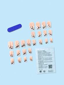 Bộ 24 móng giả vuông dài viền trắng kiểu Pháp thanh lịch họa tiết nốt nhạc piano, bao gồm 1 tuýp keo dán móng và 1 dũa móng. Thích hợp cho các bữa tiệc, khiêu vũ hoặc sử dụng hàng ngày. Dụng cụ làm móng - màu đen - Xem 2