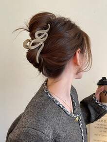 4个/1个装 女士5英寸/12.7厘米波浪棕色、黑色、白色、卡其色大号哑光简约塑料发爪夹，优雅百搭的日常、海滩、沐浴、化妆、搭配服装的冬季发夹 女士发饰 - 彩色 - 查看 8