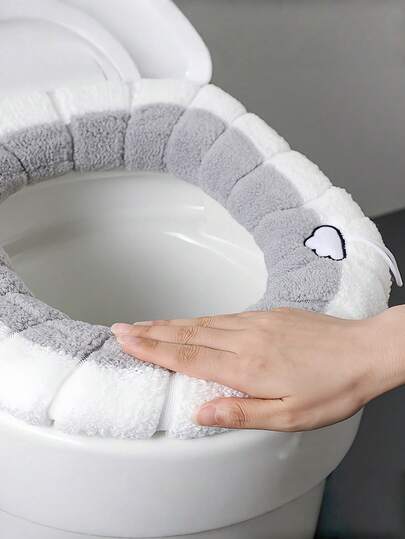 1/2 Packs Winter Toilet Seat Cover Set, Thermal Insulated Toilet Cushion With Elastic Edge, Christmas Home Gift For Elderly Women, Bathroom Comfort Accessories,Color Will Be Shipped Randomly.