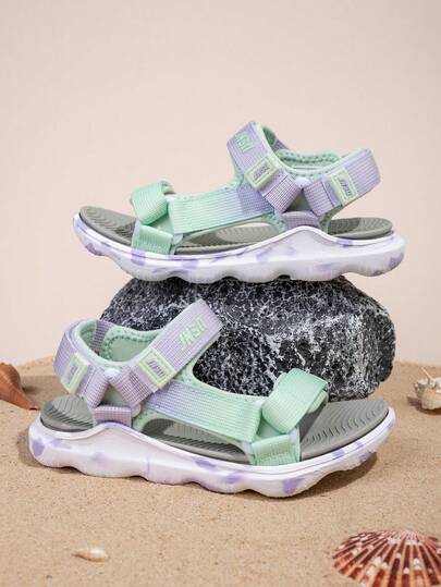 儿童纯色运动凉鞋，经典纯色，双层防滑耐磨鞋底，适合日常穿着、海滩度假、户外徒步等多种场合，速干凉鞋