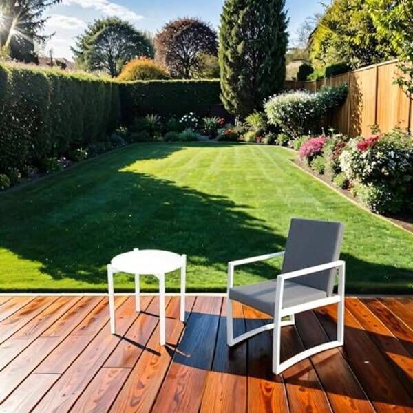 Sorrento 19inch Round Aluminium White Table Patio Outdoor Side Tables Stand White Round Coffee Table Sturdy And Easy Assembly Outdoor Furniture Modern Style For Bistro Balcony Apartment