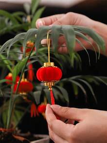 30pcs Mini Red Plush Lanterns For The Year Of The Horse In 2026, Suitable For Indoor Decoration During The Spring Festival,Potted Plants Decoration, Hanging Decorations In Courtyards, Restaurants And Shopping Malls Spring Festival Decorations, Year Of The Horse Decorations, New Year Decorations, Christmas Decorations, Festive Atmosphere Decorations, Wall Decorations