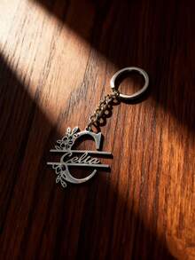 1PC Custom ''Initial Name'' Butterfly Flower Keychain Fashion Personalized Custom Name Unique Gift,Durable,Colorful,Cute,Adorable,Funny,Kawaii,Y2K,Stylish,Unisex,Casual,Custom,Personalized,Unique,Customized,Ideal Gifts For Him,Ideal Gifts For Her,Her,Boyfriend,Girlfriend,Family,Friends,School Supplies,Back To School,For Office,For School,For Classroom,For Teacher Gifts,For University,For Colleague,For Dorm Rooms,For Teacher,For Boys And Girls,For Teenagers,Junior High School Students,Middle School Students,High School Senior High School Students,College Students,University Students,Freshman,Sophomore,Underclassmen,Customized Keychains & Accessories,End Of Summer - Multicolor - View 14