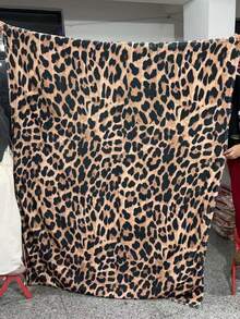 1pc Luxurious Leopard Print Flannel Blanket - Soft, Cozy & Hypoallergenic, Ideal For Sofa, Bed, Office, And Outdoor Use - All-Season Comfort, Bohemian Style, Hand Wash Only, Blanket