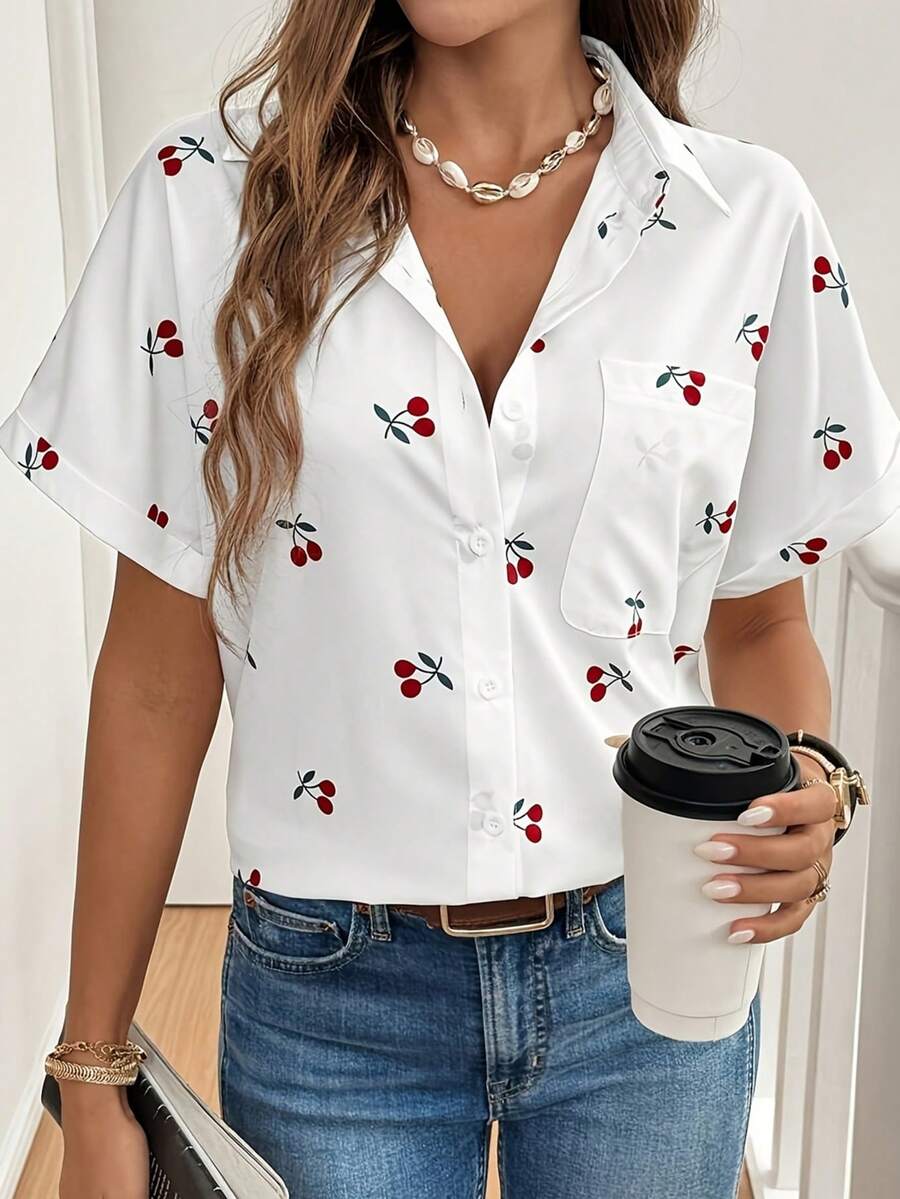 Camisa de manga corta con estampado de cerezas blancas, corte regular para tallas grandes - Blanco - Ver 1
