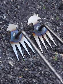 手工焊接四齿园艺除草耙+防刺园艺手套！省力耐用！适用于除草、松土、播种——男女皆宜