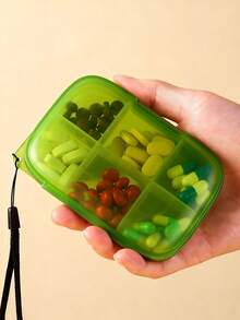 1个旅行药盒，便携式药盒，带硅胶提手，防潮口袋药盒，适用于办公室、旅行、健身房（随机橙色/黄色）