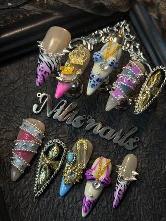 10-pack stiletto-nagelset, handgjord nagelkonst, klistermärken, 3D tredimensionella nagelstrass med stålkula, färgglada glänsande nagelstenar, handgjord blomma och snidad bikinidesign, vita franska spetsar och rosröd tie dye-teckning, leopardnaglar, handritade geometriska mönster i Y2k-stil, bärbart nagelkonst-set lämpligt för kvinnor att bära, dagliga fester (med: en bit gelélim och en friktionsremsa) nageltillbehör, naglar