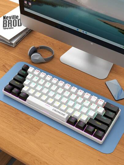 1pc 61-Key Wired White/Black Keyboard With RGB Backlight, Gaming & Office Keyboard Kit, Gamer Backlit Keyboard, Suitable For Home, Office, Gaming, Christmas Gift / Xmas Gift / New Year 2026 Holiday / Christmas Decoration / Xmas Edition Gift For Kids / Gift For Family / Year-End