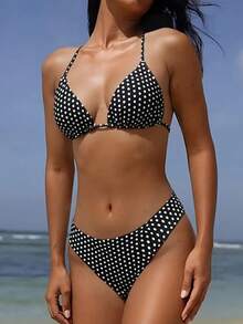 Ensemble de bikini 2 pièces pour femmes avec bretelles fines, col ras-du-cou, nœud dans le dos, imprimé pois, taille basse, mignon. Idéal pour les vacances et la plage. - Pois noirs et blancs - Voir 7