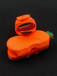 1 pieza Soporte de ducha con ventosa sin taladro y base fija, adhesión fuerte, diseño en forma de zanahoria, soporte de ducha con ventosa en forma de zanahoria, soporte de ducha sin taladro, accesorio de base de cabezal de ducha para baño, ventosa de cabezal de ducha para baño, apto para accesorios de baño y ducha, fácil de instalar en vidrio, bañera, instalación de tubo de plástico duradero, ducha temporal para interiores - Multicolor - Ver 2