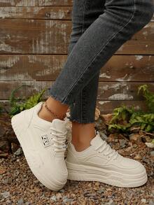 女士新款厚底时尚休闲运动鞋，低帮系带百搭平底鞋