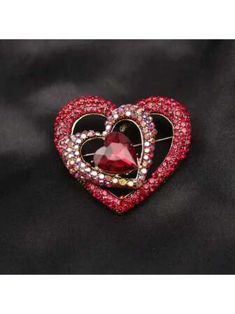 1pc Fashionable Hollow Heart Rhinestone Alloy Brooch, Elegant Decor For Women Suit, Sweater, Clothing