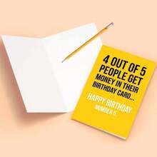 بطاقة تهنئة بعيد الميلاد ذات موضوع مالي مع مظروف - تصميم "عيد ميلاد رقم 5" مع نص جريء ورسالة مضحكة، مناسبة للأصدقاء وعشاق الفكاهة، مثالية لاحتفالات عيد الميلاد، بطاقة عيد ميلاد ساخرة|بطاقة تهنئة ورقية|بطاقة احتفال، ديكور مضحك