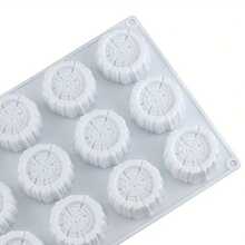 قالب كيك مستطيل من السيليكون بتصميم حلقة شجرة 1 قطعة - 15 خلية، قالب خبز قابل لإعادة الاستخدام غير لاصق للكريسماس وأعياد الميلاد وعيد الشكر - قالب حلوى مقاوم للحرارة وقوي لتحضير الكيك والحلويات والأطعمة الاحتفالية، مصنوع من مواد غذائية آمنة، قالب حلوى أسطواني الشكل - متعدد الألوان - مشاهدة 4