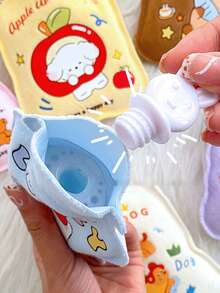 1个迷你卡通热水袋，学生专用，可爱手持暖宝宝，小巧便携，高密度PVC材质