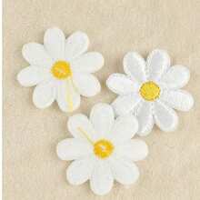 3pcs Daisy Flower Embroidered Patches, Suitable For DIY Clothing, Hats, Bags, Shoes, Phone Cases, Iron-On Use - Multicolor - View 3
