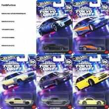 Hot Wheels 高级汽车文化收藏玩具车，速度与激情系列 HNR88-M/L，1:64 比例压铸合金车模，包括讴歌、日产、银色系列 HRT81 National Icon、2005、1966 款和 GT40 德罗宁、阿尔法、1973 款雪佛兰科迈罗等车型，是送给男孩的理想礼物，也是玩具爱好者的收藏佳品。