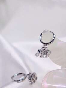 1 Pair Exquisite Animal Themed Stud Earrings For Women,Elephant Earrings,Perfect Gift For Animal Lovers(No Box)