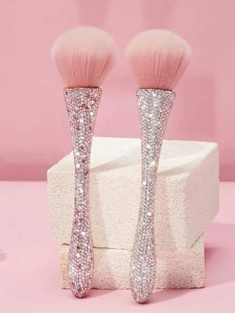 A Large, Long-Handled, High-Quality Crystal Powder Brush With White/Pink Rhinestone Inlays, A Bright And Dazzling Luxury Makeup, A Nail Cleaning Brush, A Nail Salon, A Nail Tool, A Large Powder Puff, A Waist Handle Design, Suitable For Facial Makeup Tools, A Powder Blush Brush Suitable Foundation Makeup, A Powder Blush And Bronzer Nylon Brush Suitable For Skin,Foundation Brush,Concealer Brush,Blush Brush,Contour Brush,Blush Brush,Bronzer Brush,Powder Brush,Foundation Brush,Blush Brush