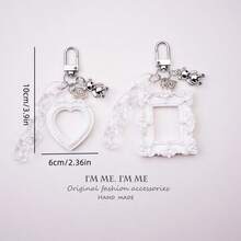 Embossed Heart-Shaped Photo Frame Keychain, Cute Pendant, Can Hold Photos, Gift, Earphone Keychain, Valentine's Day Gift, Valentine's Day Party Item, Couple's Item, Valentine's Day, Holiday Gift, Party Supplies. - Multicolor - View 8