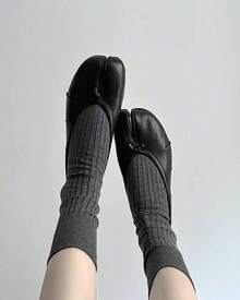 KOKOMOMO Black Split Toe Ballet Heels For Women Japanese Tabi Shoes Cylindrical Low Heels Pumps Chunky Block Heel Office Wedding Party Dress Shoes 12 INCHChristmas - 黑色皺紋 - 查看 4