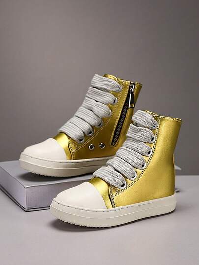 زوج من بوت رياضية كاجوال عالية الكاحل للأطفال، من جلد البولي يوريثان العلوي، بوت خارجية متينة، أنيقة ومتعددة الاستخدامات، مريحة وناعمة، مناسبة لأنشطة الفتيات الخارجية والارتداء اليومي