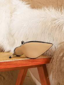 女士尖头细高跟鞋，性感斑马纹，圣诞派对时尚之选，细高跟鞋 - 灰色 - 查看 4