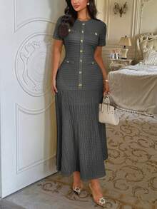 Áo nữ Unadoll cổ tròn tay ngắn, có túi giả và cúc trang trí, chất liệu vải thanh lịch, thích hợp cho các buổi hẹn hò, đi chơi, sinh nhật, tiệc tùng, du lịch, ngày Valentine và các dịp khác. - Màu xám đen - Xem 10