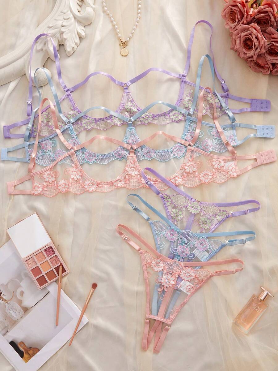 6-Piece Sexy Women's Lingerie Set, Including A Cutout Bra And Open-Crotch Panties, Super Sexy Outfit, Perfect For Valentine's Day And Halloween. - Color Mixing - View 1