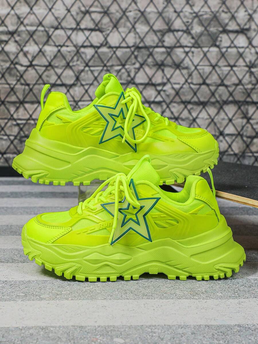 Fluorescent Green, Cool, Stylish, Breathable, Thick-Soled Casual Chunky Sneakers For Men, Athletic Shoes; Detachable DIY Star Ornaments For Christmas And Holidays; Size For Couples; Simple, Versatile, Vacation-Style Wedge Sneakers; Suitable For All Students And School Shoes. - 螢光綠星墨綠 - 查看 1