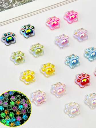 50个极光夜光猫爪吊坠，电镀全息树脂配件，适用于美甲、手机壳DIY、珠宝制作，尺寸8.5mm*9.5mm