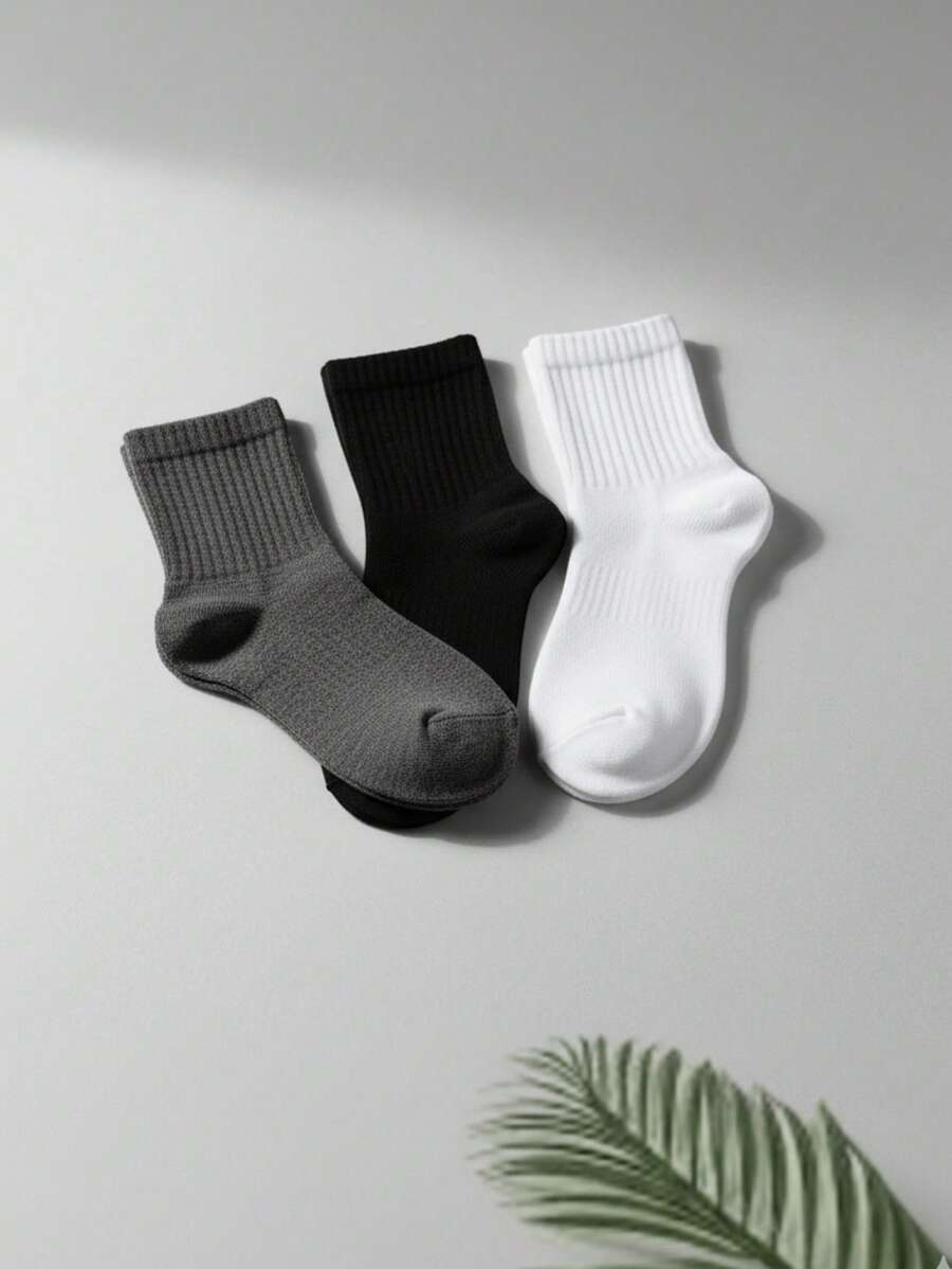 Sizes 22 To 25 - Children's Winter Socks, Boys And Girls, Assorted. - ONE UNIT - View 1