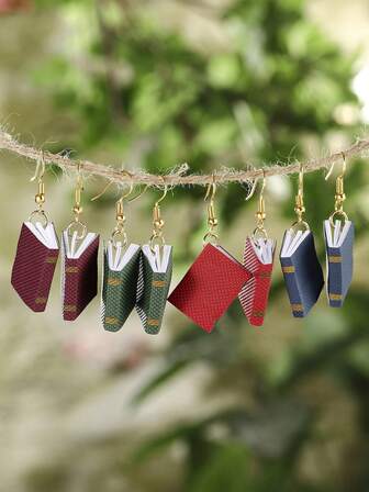 1 Pair 3D Book Pendant Earrings, Artistic & Fashion Unique Creative Earrings, Perfect Gift For Student & Teacher, Suitable For Women & Girls Everyday Wear