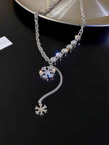1pc Snowflake Pendant Necklace, Delicate Minimalist Design, High-End Vibe, Versatile Sweater Chain