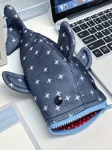 Estuche de lápices de gran capacidad con forma de tiburón, decoración de estrellas, creativo y divertido, bolsa de almacenamiento multifunción