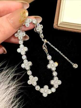 1 pieza Brazalete de acero inoxidable con diseño de copo de nieve y trébol, de lujo y vintage, con incrustaciones de circonita, elegante y de alta gama