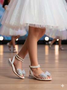1双新款夏季时尚罗马珍珠装饰高跟凉鞋，女童学生舞蹈表演鞋，适合婚礼、派对、日常穿着，舒适低跟，儿童水晶公主高跟鞋 - 白色 - 查看 6