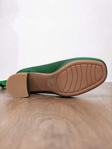 时尚珍珠蝴蝶结新娘鞋、伴娘鞋，军绿色超柔软缎面防水厚底圆头高跟鞋，女士款 - 綠色 - 查看 7