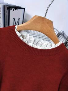 [Tops] BuyK Elegant Lace Trim Crew Neck Long Sleeve Knit Sweater For Women, Fashionable Gold Button Decor Blouse - Red - View 3