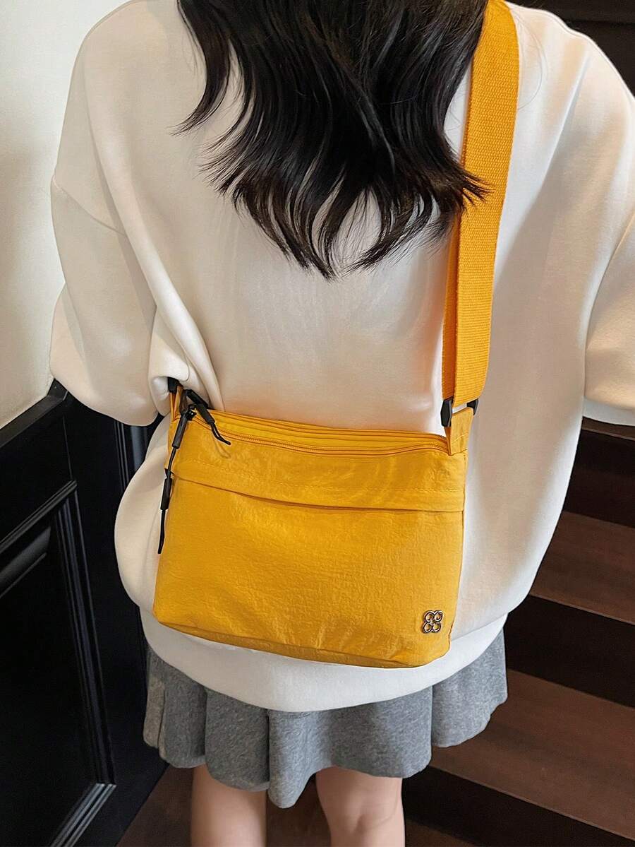 Damen neue Mode vielseitige Nylon Umhängetasche, leichte wasserdichte dumpling-förmige 3-Lagen kleine Umhängetasche, stilvolle tägliche Pendler Umhängetasche Handytasche