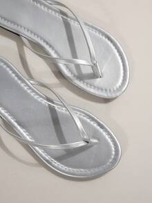 Dép xỏ ngón đế bằng kiểu cổ điển dành cho nữ, dép lê thoải mái, thời trang, đa năng, tiện dụng, phù hợp cho du lịch và đi biển, trang phục mùa xuân hè. - Bạc - Xem 6