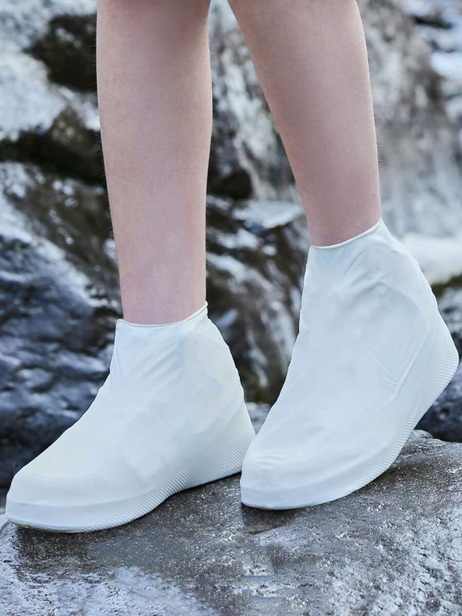 防水鞋套，带防滑透明鞋底，户外防雨鞋套，乳胶雨靴，男女通用，四季皆宜，防滑耐用，防水防污，适用于潮湿/泥泞的户外环境，轻便易携