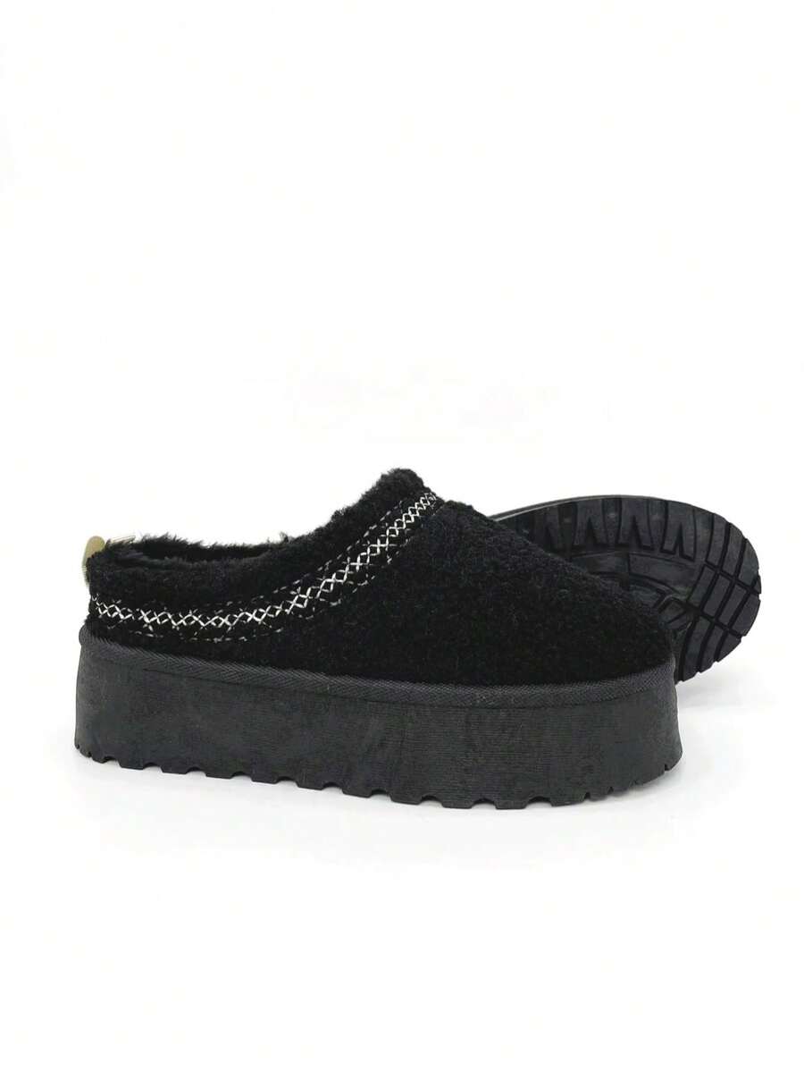 Bottes de neige pour femmes style casual automne et hiver 2025. Chaussettes à semelle épaisse et doublure en peluche, convenant pour les fêtes d'Halloween, Noël et le Nouvel An. Idéal pour les sorties, les courses, les voyages en neige en extérieur. - Noir - Voir 1